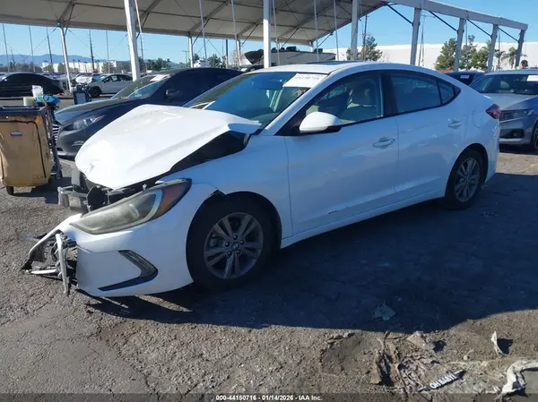 5NPD84LF8JH378122 2018 HYUNDAI ELANTRA - Image 2