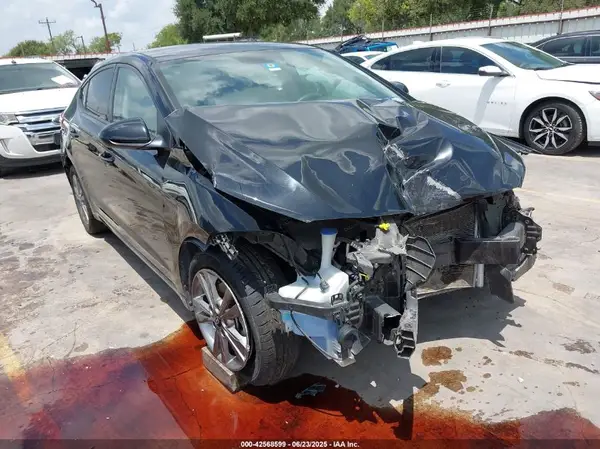 5NPD84LF8JH378492 2018 HYUNDAI ELANTRA - Image 1