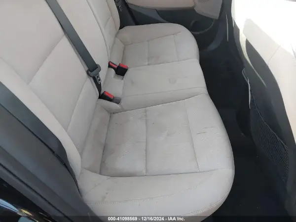 5NPD84LF8JH378671 2018 HYUNDAI ELANTRA - Image 8