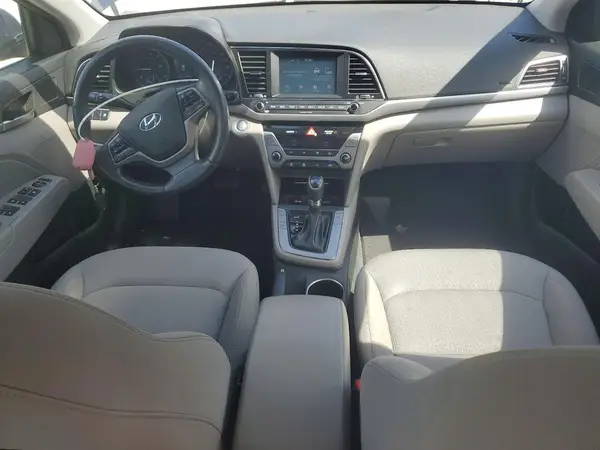 5NPD84LF8JH379903 2018 HYUNDAI ELANTRA - Image 8