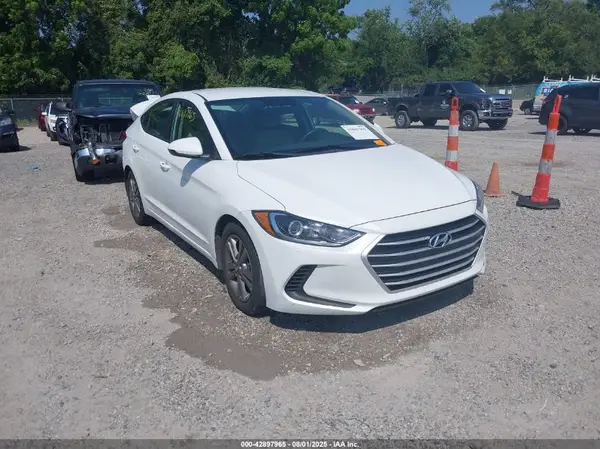 5NPD84LF8JH382526 2018 HYUNDAI ELANTRA - Image 1