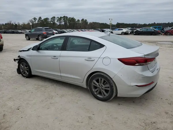 5NPD84LF8JH383644 2018 HYUNDAI ELANTRA - Image 2