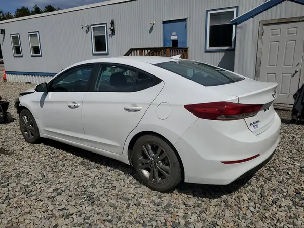 5NPD84LF8JH385698 2018 HYUNDAI ELANTRA - Image 2