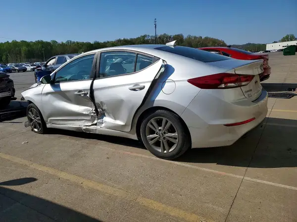 5NPD84LF8JH387788 2018 HYUNDAI ELANTRA - Image 2