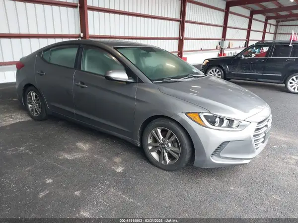 5NPD84LF8JH389623 2018 HYUNDAI ELANTRA - Image 1