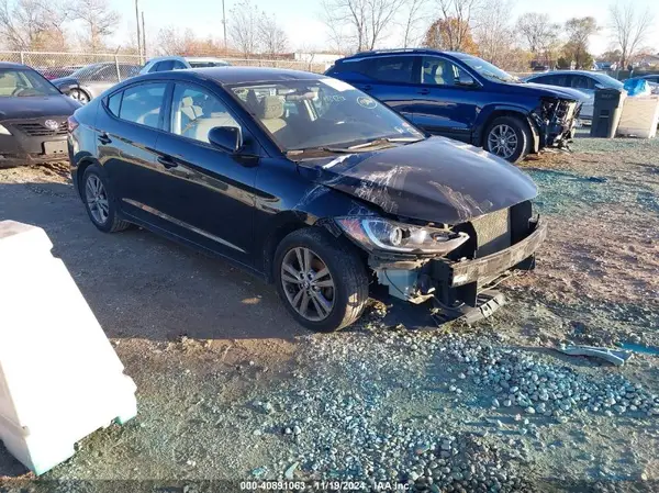 5NPD84LF8JH390464 2018 HYUNDAI ELANTRA - Image 1