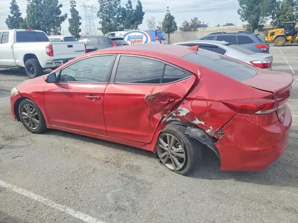 5NPD84LF8JH392876 2018 HYUNDAI ELANTRA - Image 2