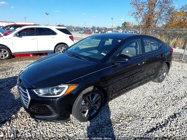 5NPD84LF8JH393834 2018 HYUNDAI ELANTRA - Image 2