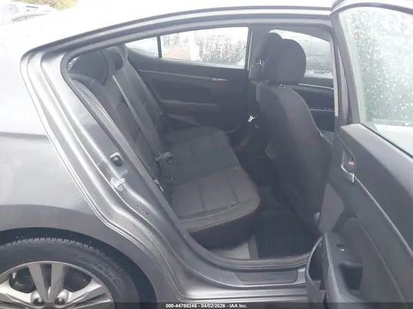 5NPD84LF8JH395471 2018 HYUNDAI ELANTRA - Image 8