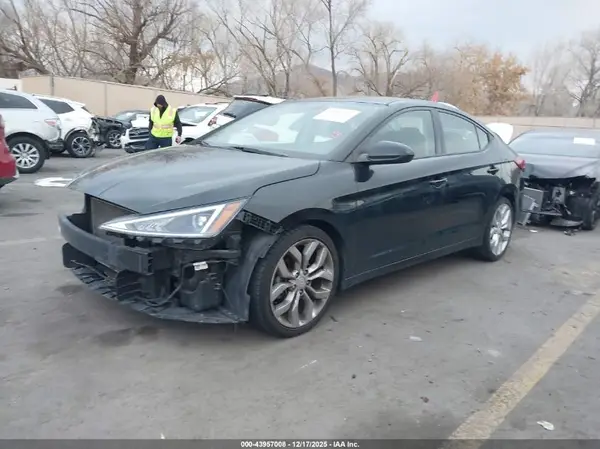 5NPD84LF8KH403585 2019 HYUNDAI ELANTRA - Image 2