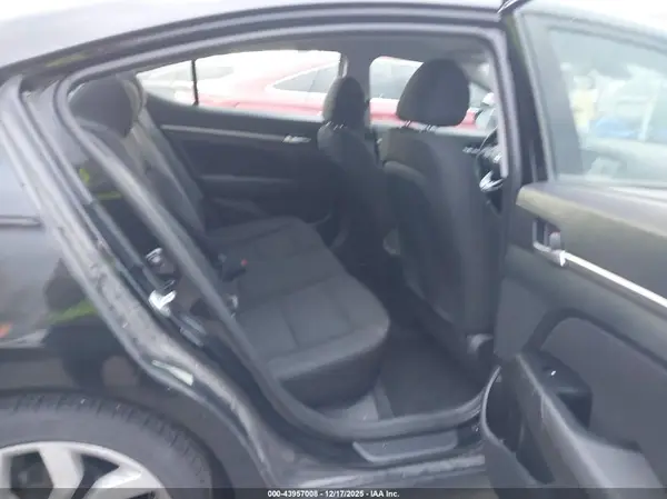 5NPD84LF8KH403585 2019 HYUNDAI ELANTRA - Image 8