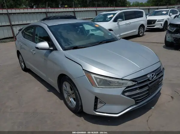 5NPD84LF8KH404381 2019 HYUNDAI ELANTRA - Image 1
