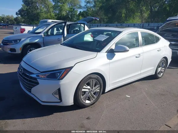 5NPD84LF8KH405109 2019 HYUNDAI ELANTRA - Image 2