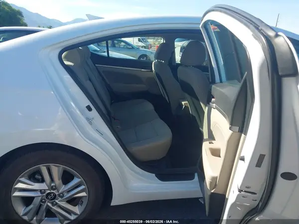 5NPD84LF8KH405109 2019 HYUNDAI ELANTRA - Image 8