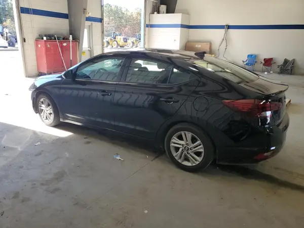 5NPD84LF8KH405725 2019 HYUNDAI ELANTRA - Image 2