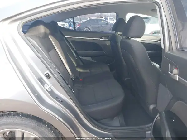 5NPD84LF8KH408527 2019 HYUNDAI ELANTRA - Image 8