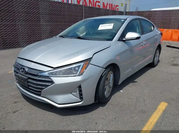 5NPD84LF8KH409192 2019 HYUNDAI ELANTRA - Image 2