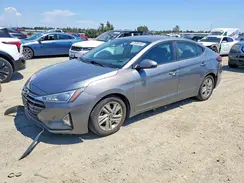 5NPD84LF8KH409368 2019 HYUNDAI ELANTRA
