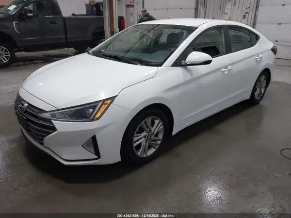5NPD84LF8KH411671 2019 HYUNDAI ELANTRA - Image 2