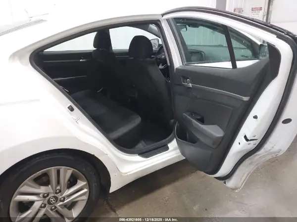 5NPD84LF8KH411671 2019 HYUNDAI ELANTRA - Image 8