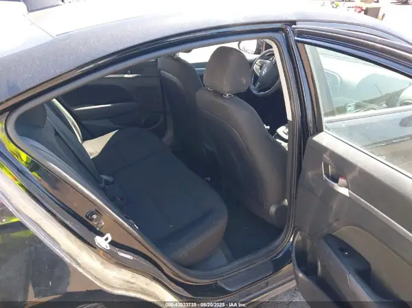 5NPD84LF8KH415140 2019 HYUNDAI ELANTRA - Image 8