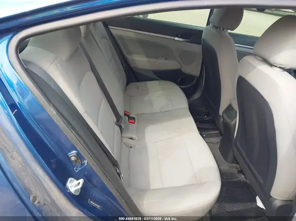 5NPD84LF8KH416823 2019 HYUNDAI ELANTRA - Image 8