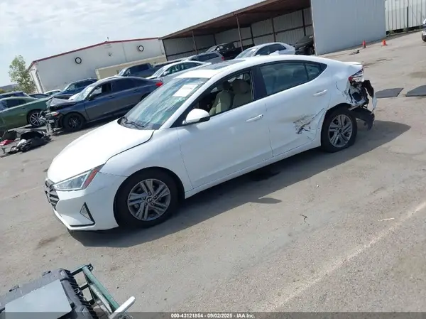 5NPD84LF8KH418927 2019 HYUNDAI ELANTRA - Image 2