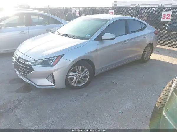 5NPD84LF8KH418958 2019 HYUNDAI ELANTRA - Image 2