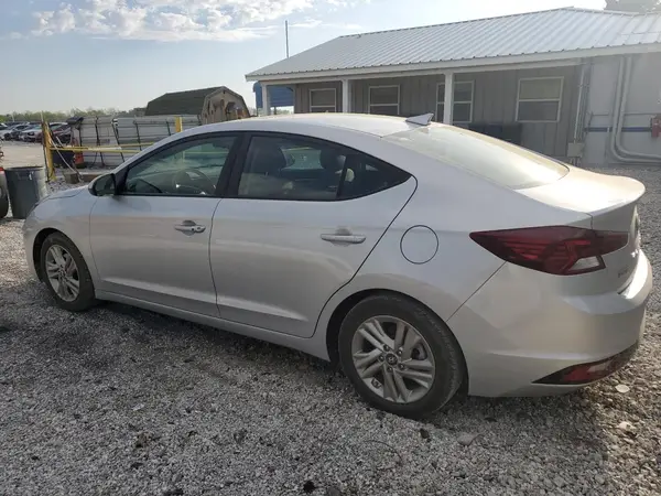 5NPD84LF8KH419849 2019 HYUNDAI ELANTRA - Image 2