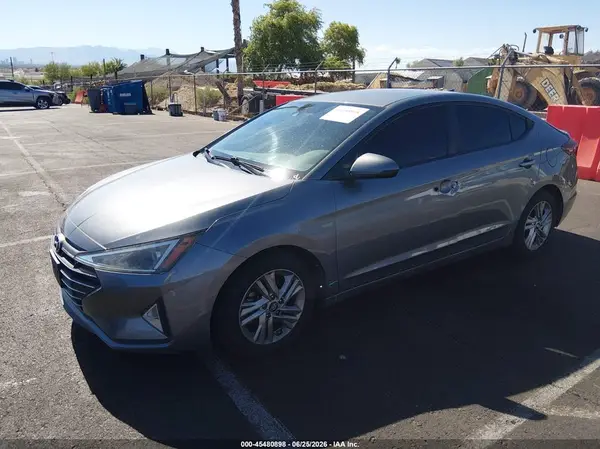 5NPD84LF8KH422492 2019 HYUNDAI ELANTRA - Image 2