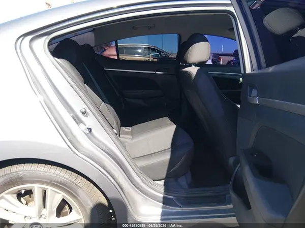 5NPD84LF8KH422492 2019 HYUNDAI ELANTRA - Image 8