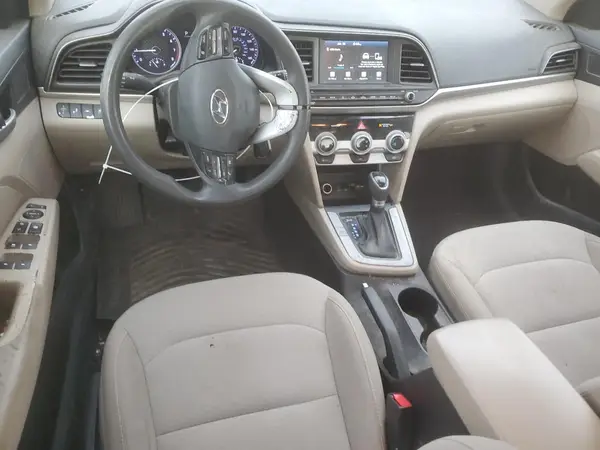 5NPD84LF8KH422783 2019 HYUNDAI ELANTRA - Image 8