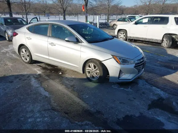 5NPD84LF8KH427319 2019 HYUNDAI ELANTRA - Image 1