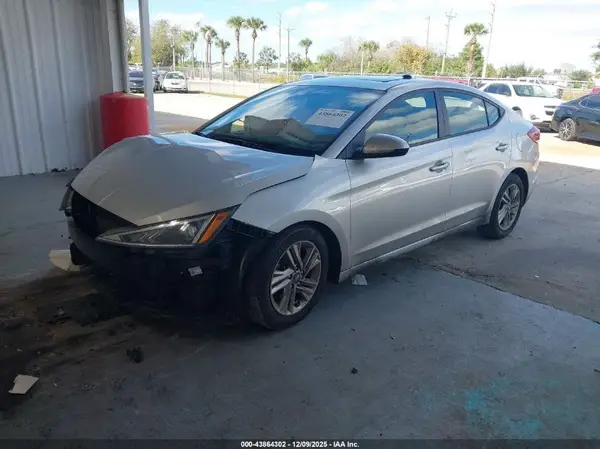 5NPD84LF8KH433279 2019 HYUNDAI ELANTRA - Image 2