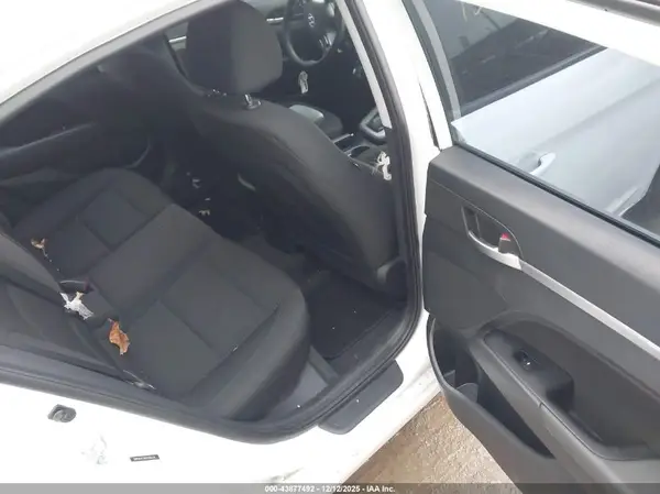 5NPD84LF8KH436635 2019 HYUNDAI ELANTRA - Image 8