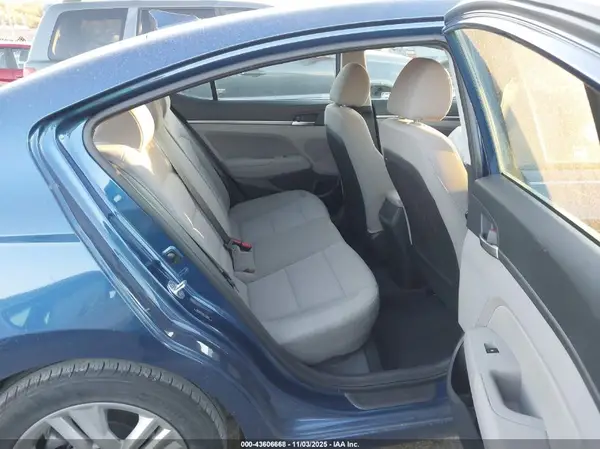 5NPD84LF8KH438966 2019 HYUNDAI ELANTRA - Image 8