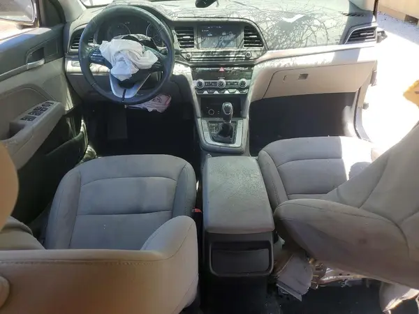 5NPD84LF8KH442757 2019 HYUNDAI ELANTRA - Image 8