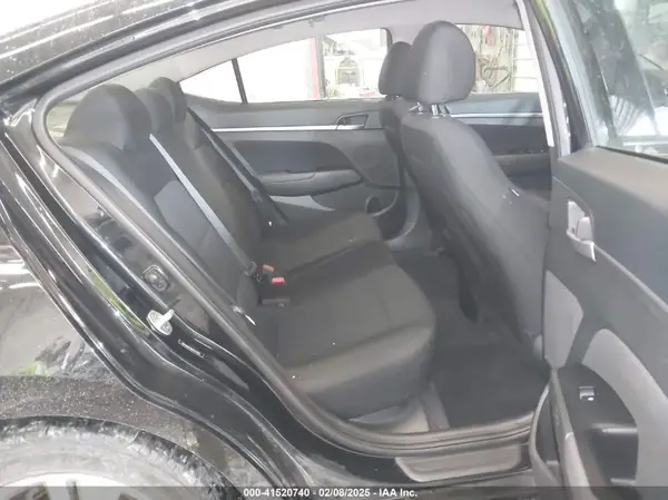 5NPD84LF8KH443942 2019 HYUNDAI ELANTRA - Image 8