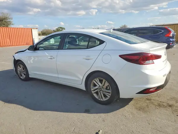 5NPD84LF8KH445710 2019 HYUNDAI ELANTRA - Image 2