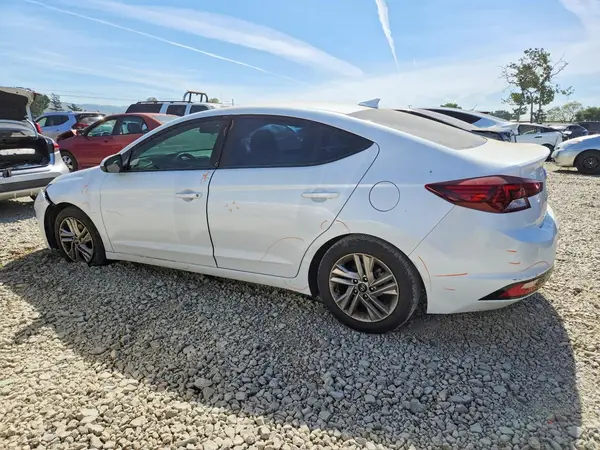 5NPD84LF8KH445965 2019 HYUNDAI ELANTRA - Image 2