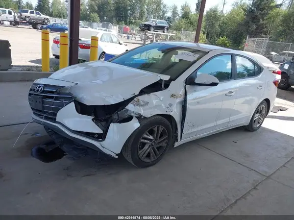 5NPD84LF8KH448199 2019 HYUNDAI ELANTRA - Image 2