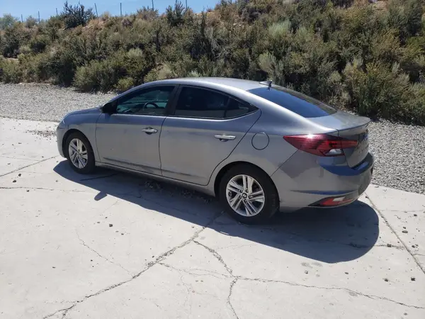 5NPD84LF8KH450454 2019 HYUNDAI ELANTRA - Image 2