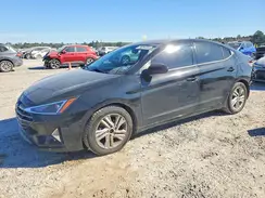 5NPD84LF8KH452253 2019 HYUNDAI ELANTRA