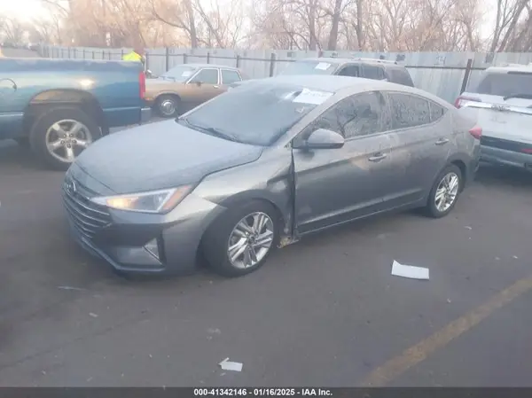 5NPD84LF8KH453547 2019 HYUNDAI ELANTRA - Image 2
