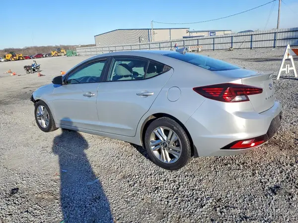 5NPD84LF8KH454486 2019 HYUNDAI ELANTRA - Image 2