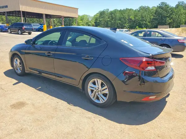 5NPD84LF8KH455069 2019 HYUNDAI ELANTRA - Image 2