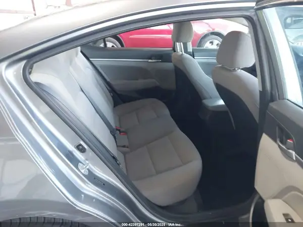 5NPD84LF8KH456786 2019 HYUNDAI ELANTRA - Image 8
