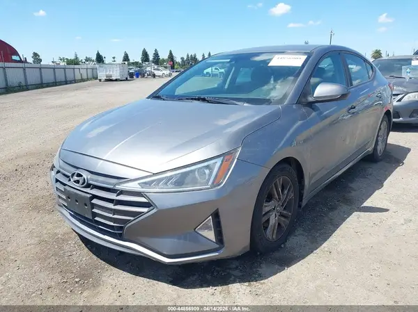 5NPD84LF8KH459929 2019 HYUNDAI ELANTRA - Image 2