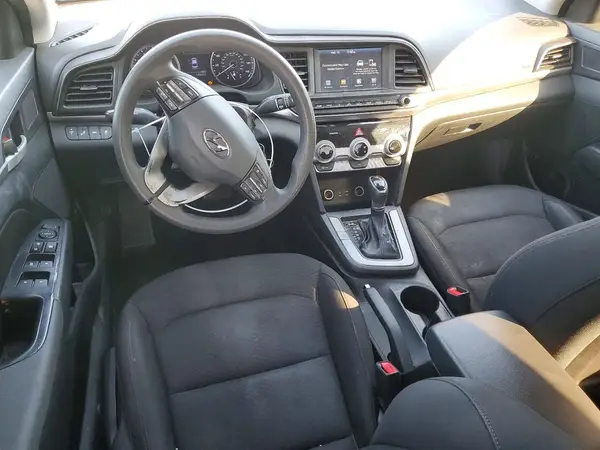 5NPD84LF8KH460918 2019 HYUNDAI ELANTRA - Image 8