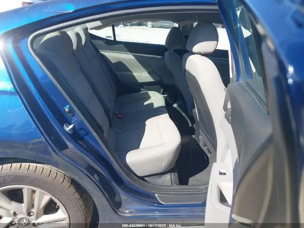 5NPD84LF8KH461986 2019 HYUNDAI ELANTRA - Image 8